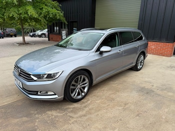 Used Volkswagen Passat 2019 for sale - 79426482: Photo