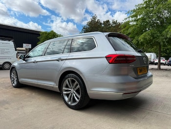 Used Volkswagen Passat 2019 for sale - 79426482: Photo