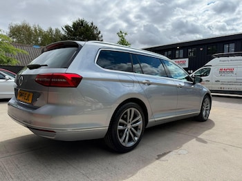 Used Volkswagen Passat 2019 for sale - 79426482: Photo