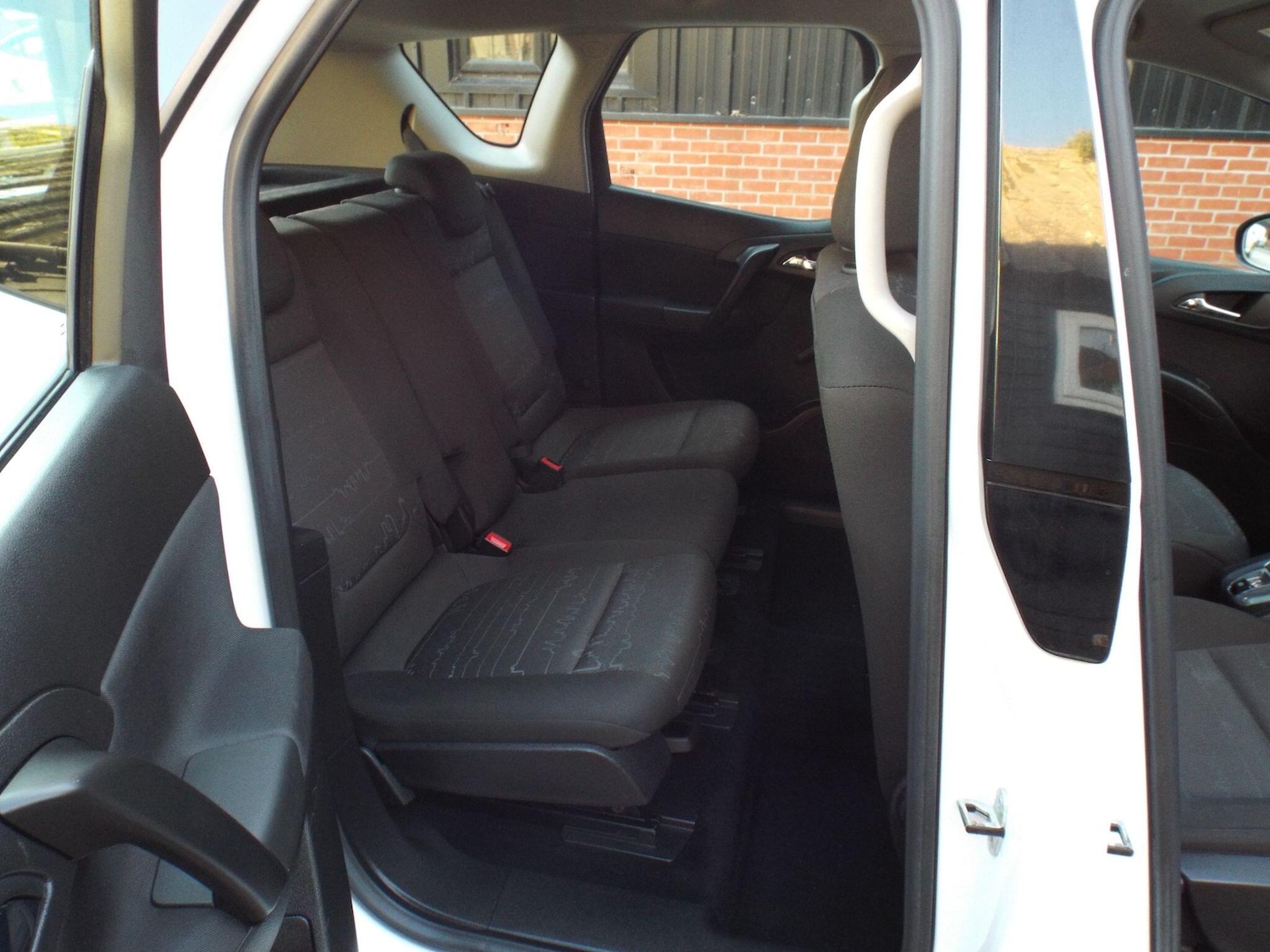 Used Vauxhall Meriva 2016 for sale - 76689182: Photo 22