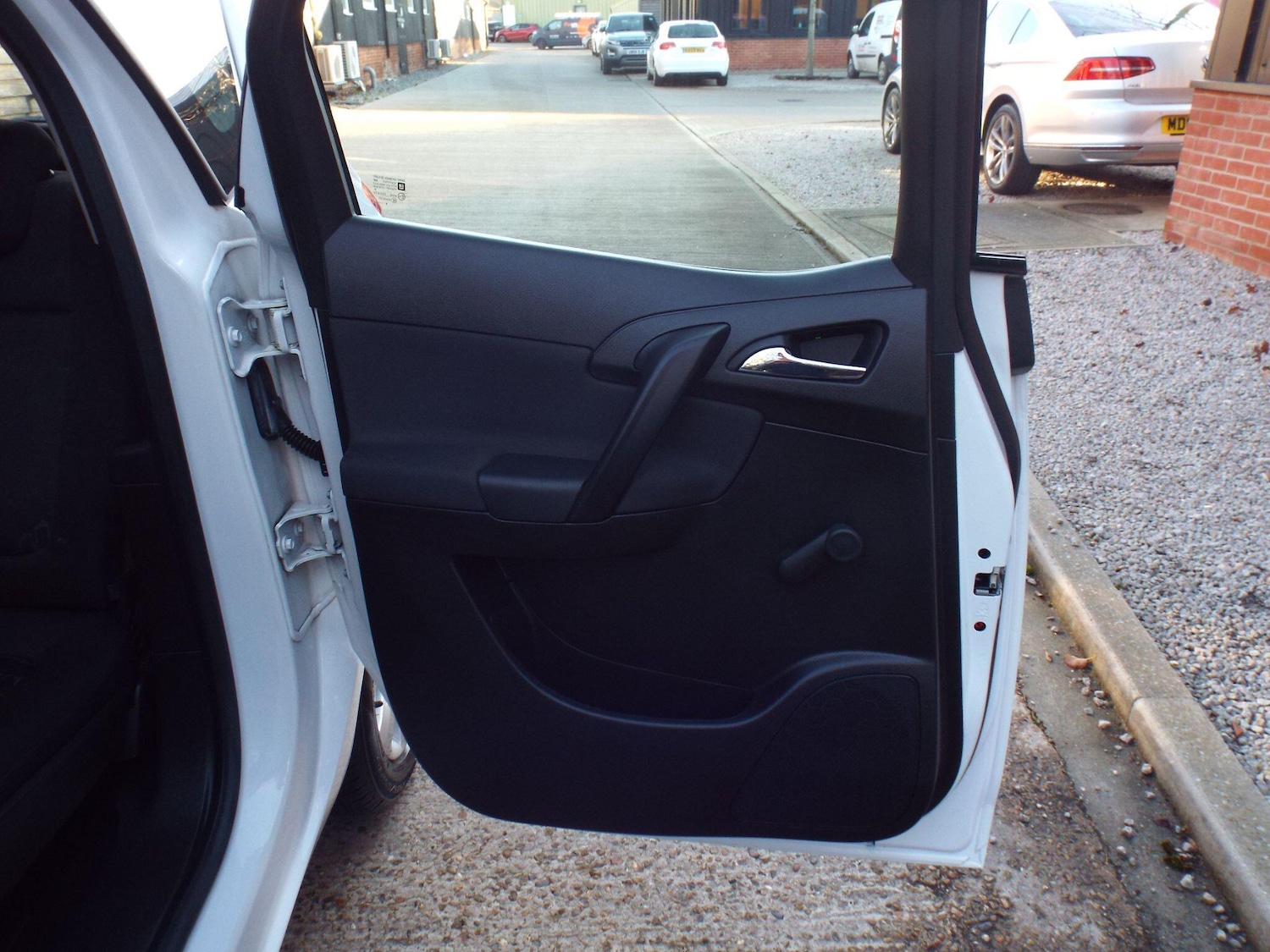 Used Vauxhall Meriva 2016 for sale - 76689182: Photo 27