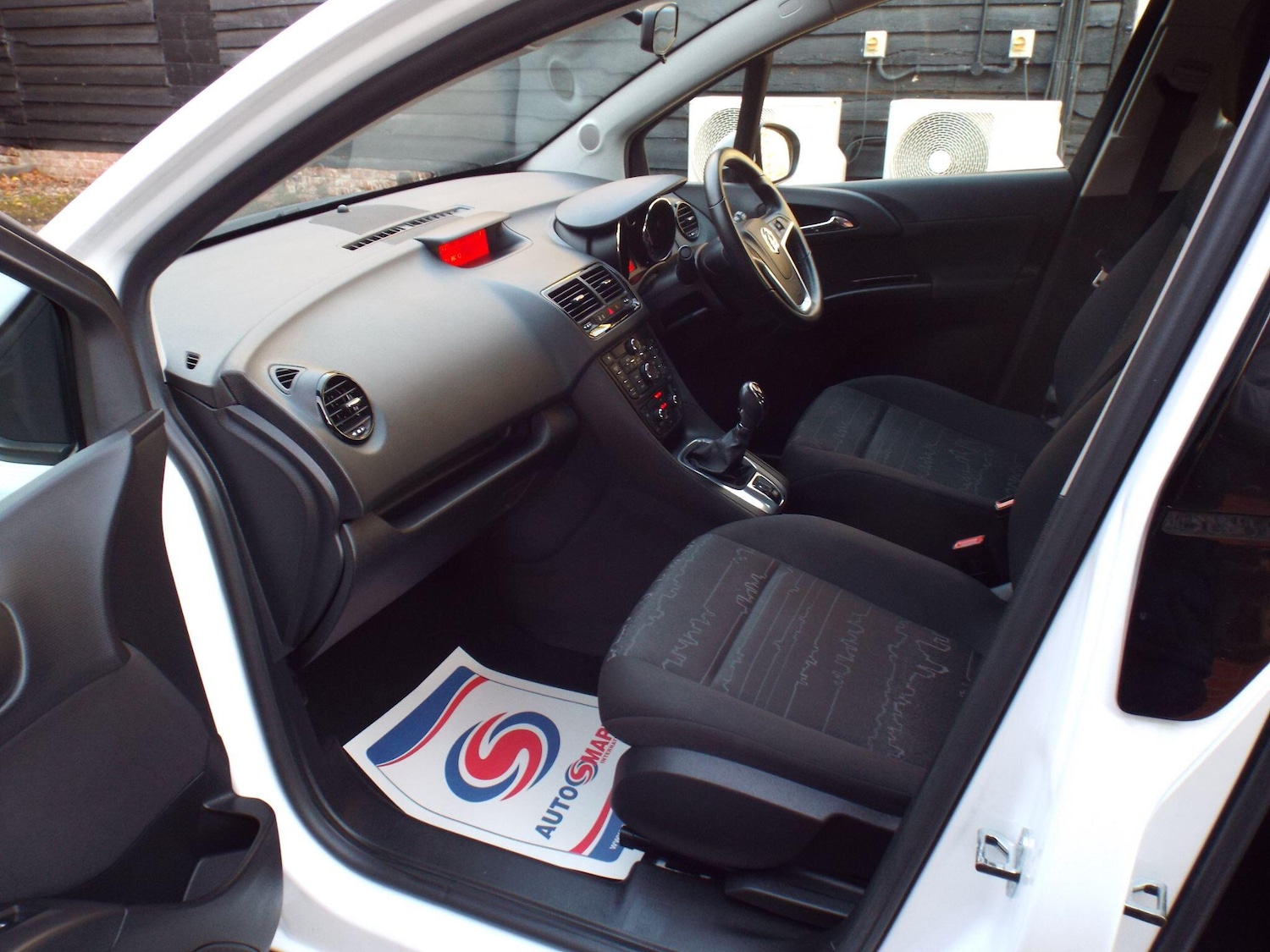 Used Vauxhall Meriva 2016 for sale - 76689182: Photo 28