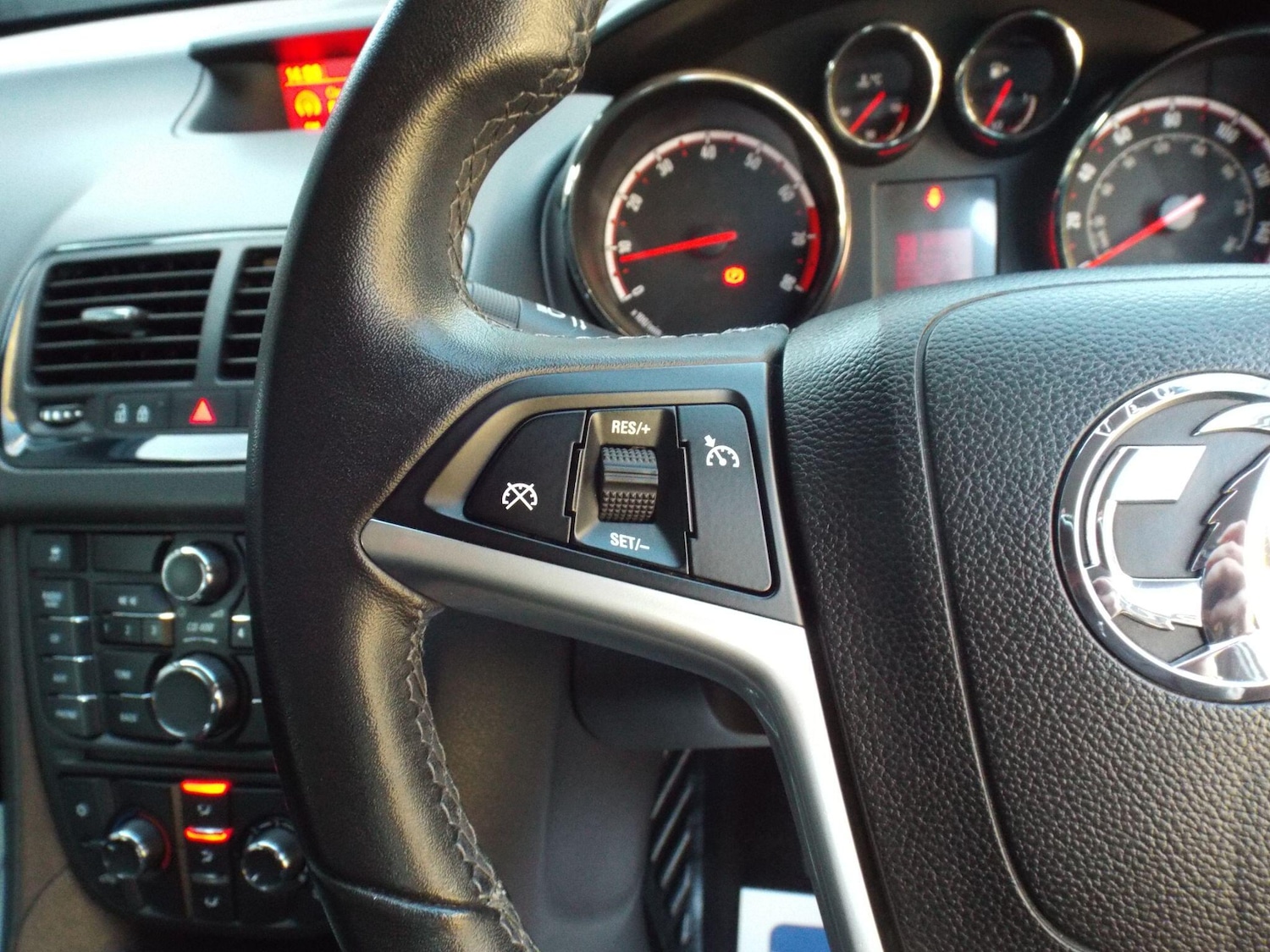 Used Vauxhall Meriva 2016 for sale - 76689182: Photo 34