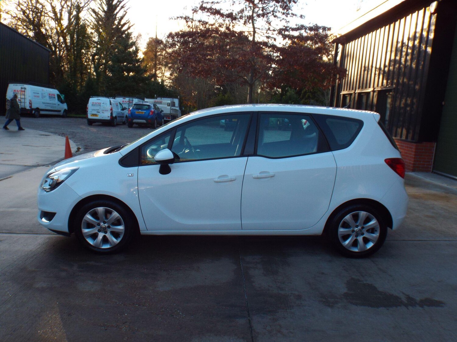 Used Vauxhall Meriva 2016 for sale - 76689182: Photo 5