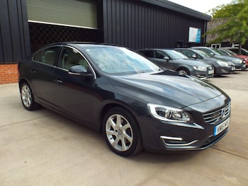 Used Volvo S60 2015 for sale - 75669189: Photo