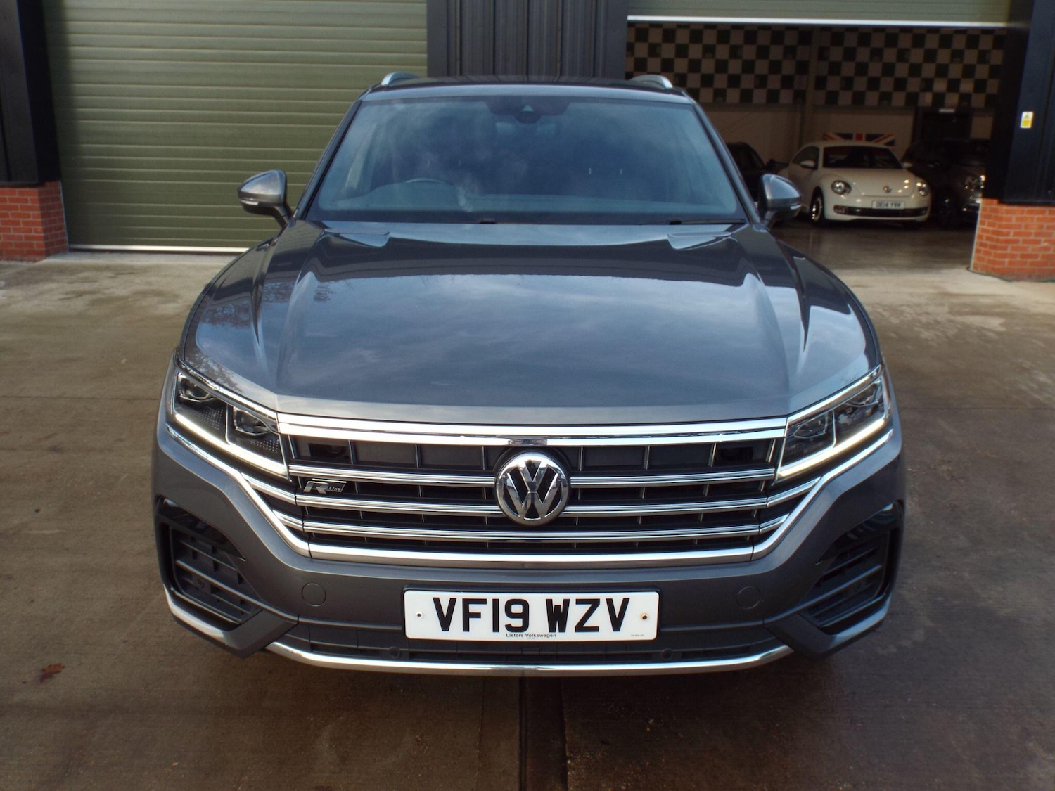 Used Volkswagen Touareg 2019 for sale - 76913243: Photo 14