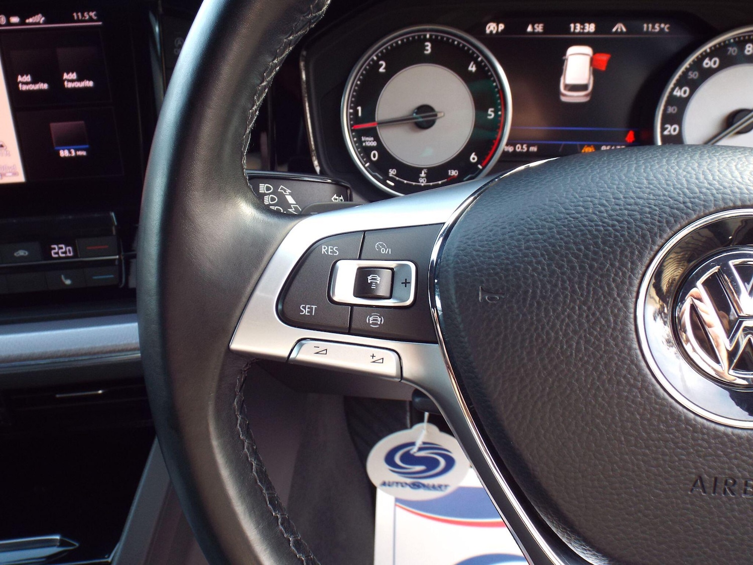 Used Volkswagen Touareg 2019 for sale - 76913243: Photo 39