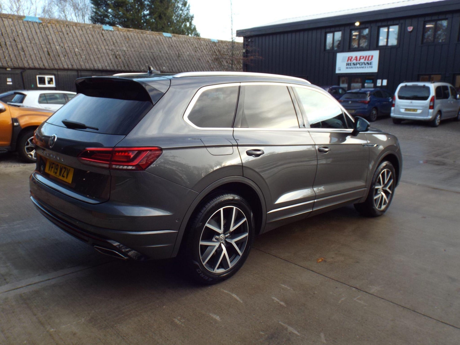Used Volkswagen Touareg 2019 for sale - 76913243: Photo 4