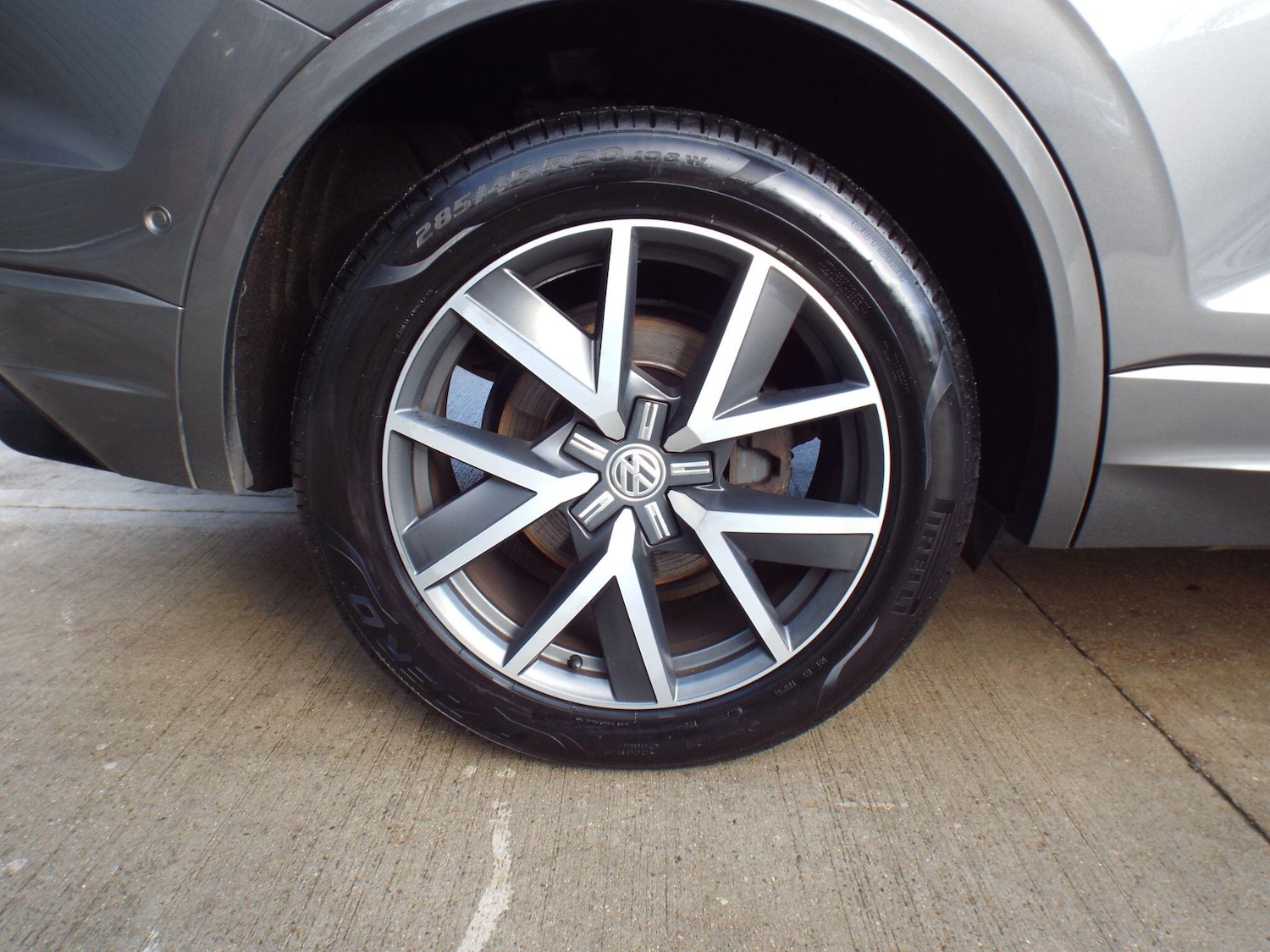 Used Volkswagen Touareg 2019 for sale - 76913243: Photo 44