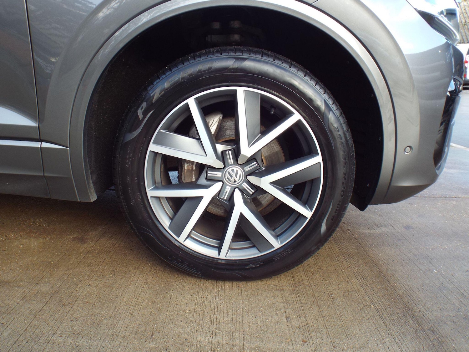 Used Volkswagen Touareg 2019 for sale - 76913243: Photo 45