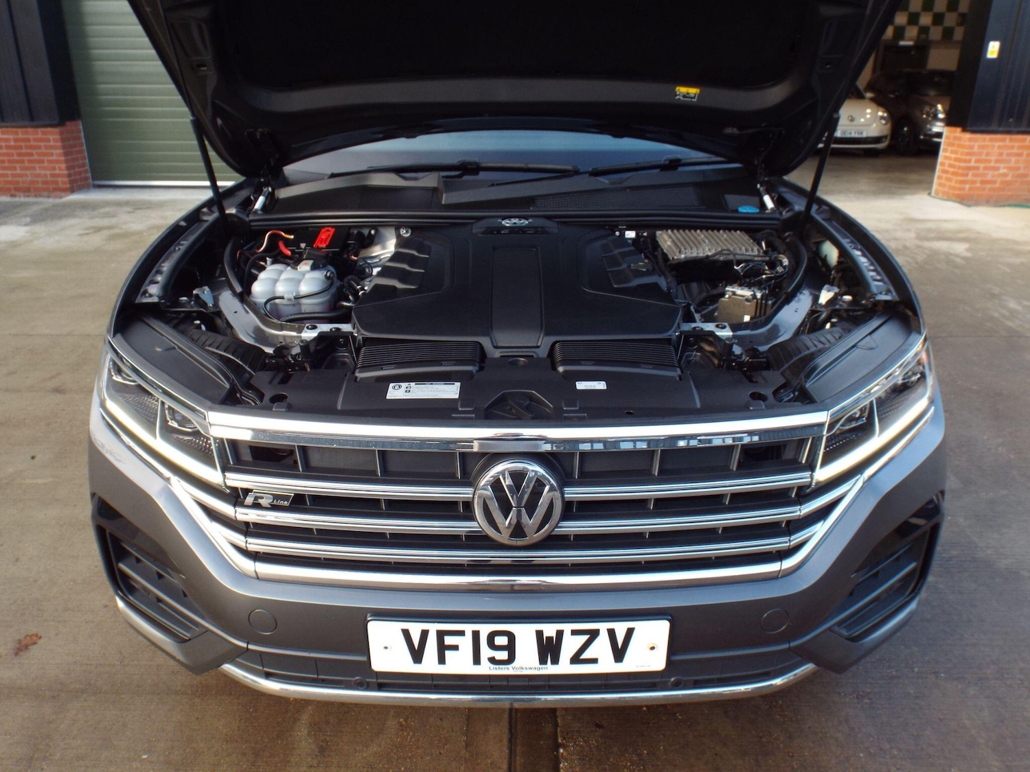 Used Volkswagen Touareg 2019 for sale - 76913243: Photo 55