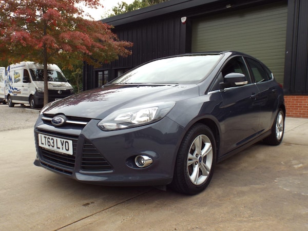 Used Ford Focus 2013 for sale - 76136028: Photo 15