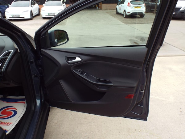 Used Ford Focus 2013 for sale - 76136028: Photo 21