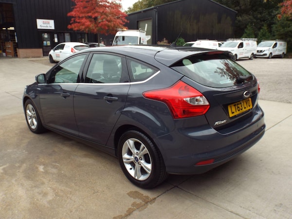 Used Ford Focus 2013 for sale - 76136028: Photo 3
