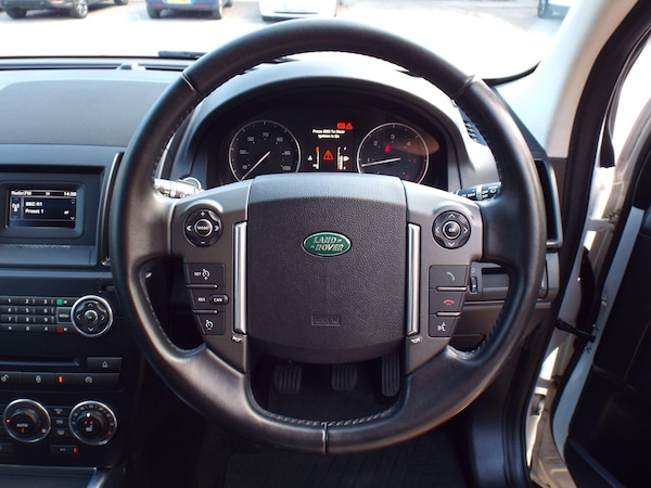 Used Land Rover Freelander 2 2014 for sale - 76121729: Photo 12
