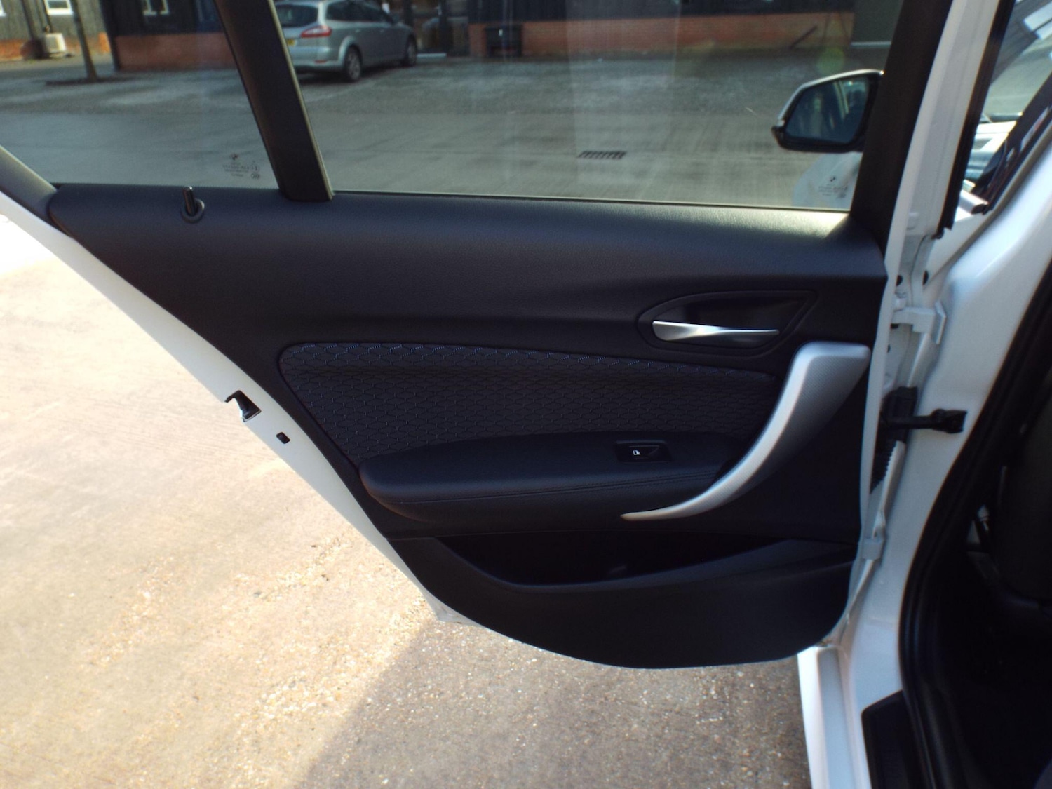 Used BMW 1 Series 2015 for sale - 77345576: Photo 28