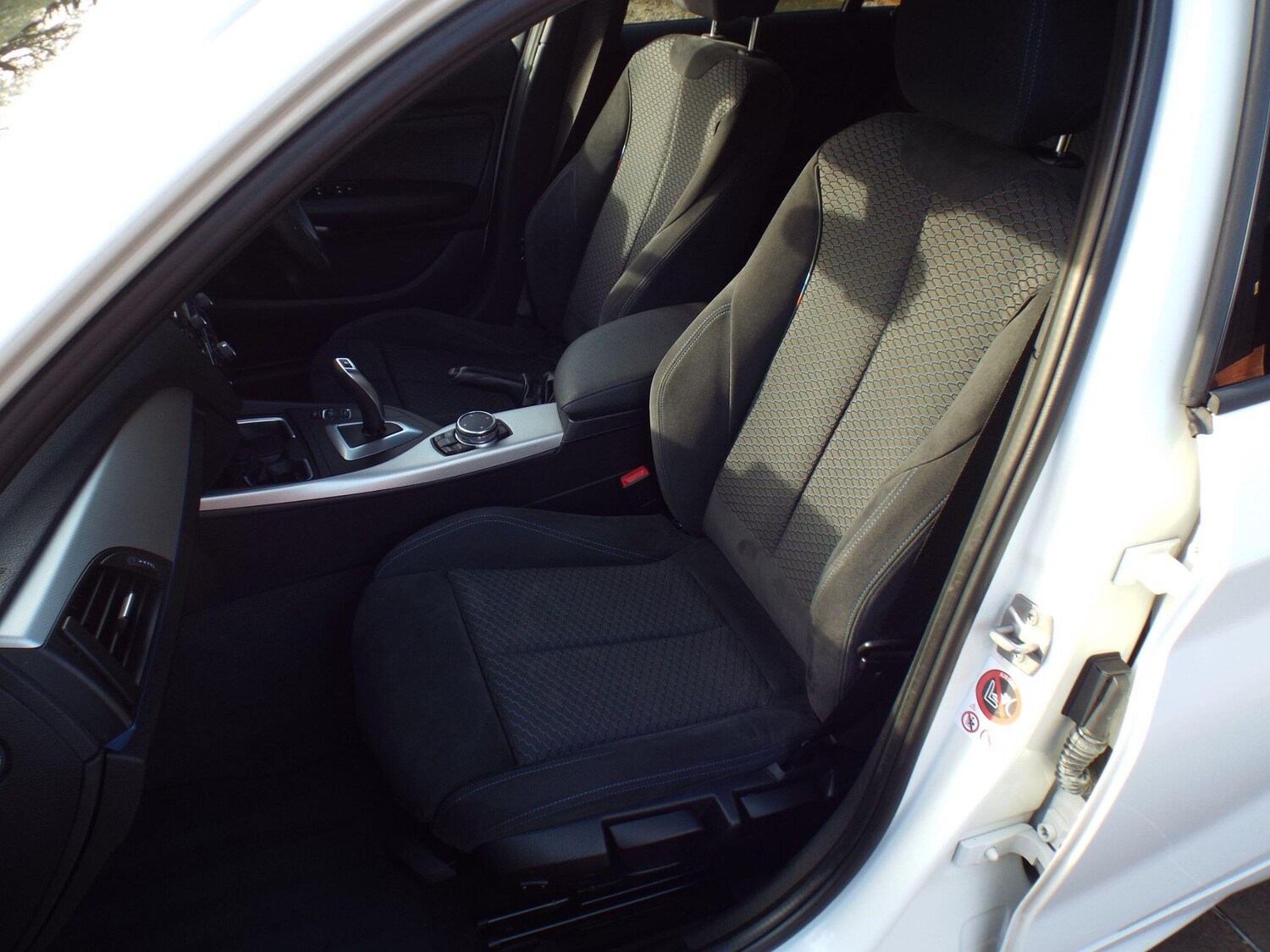 Used BMW 1 Series 2015 for sale - 77345576: Photo 32