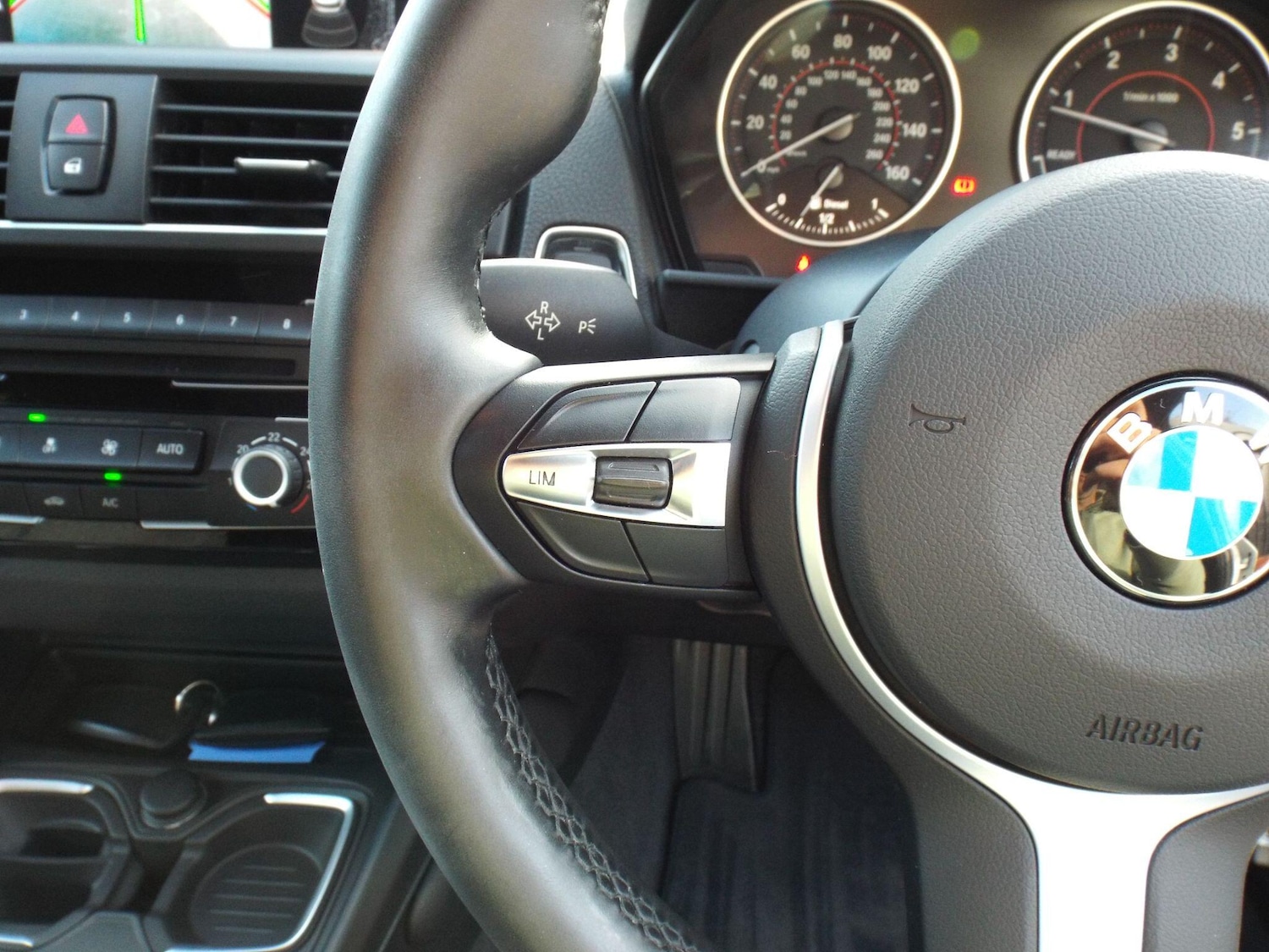 Used BMW 1 Series 2015 for sale - 77345576: Photo 39