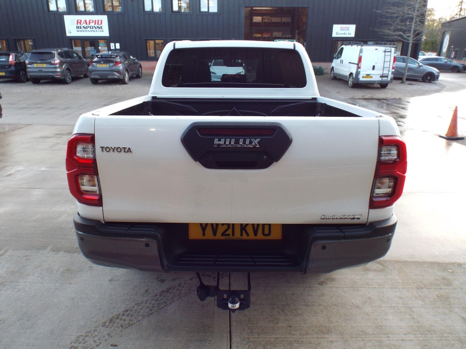 Used Toyota Hilux 2021 for sale - 76735077: Photo 17