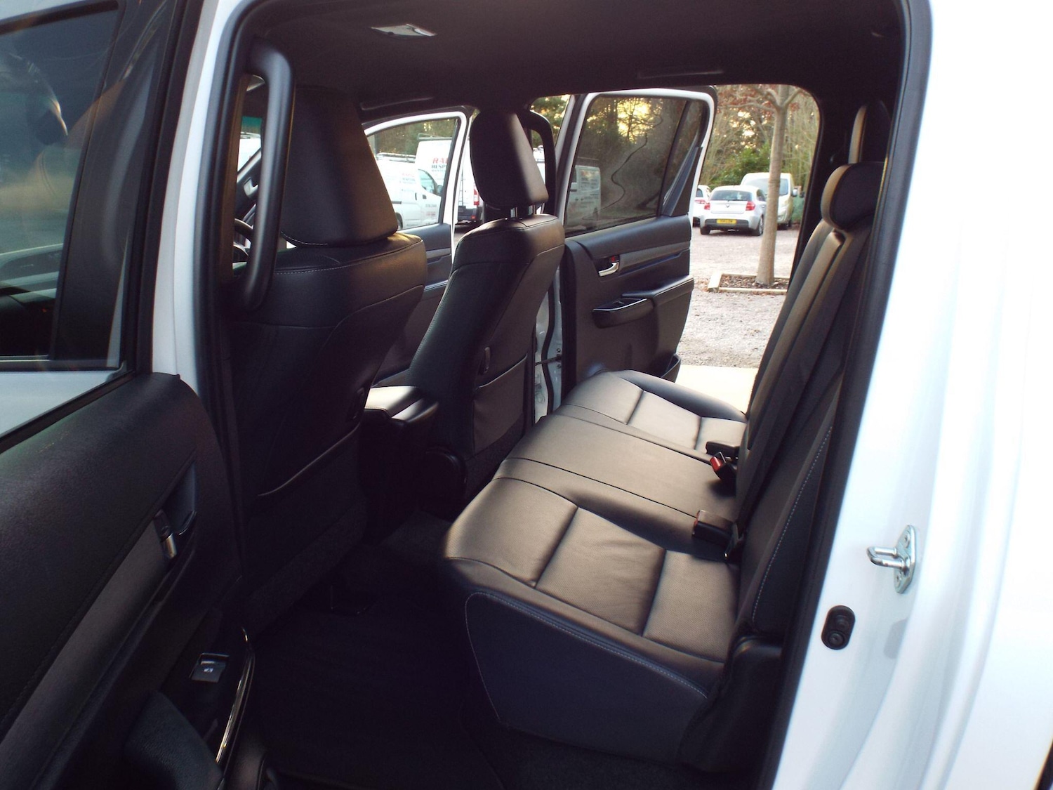 Used Toyota Hilux 2021 for sale - 76735077: Photo 29