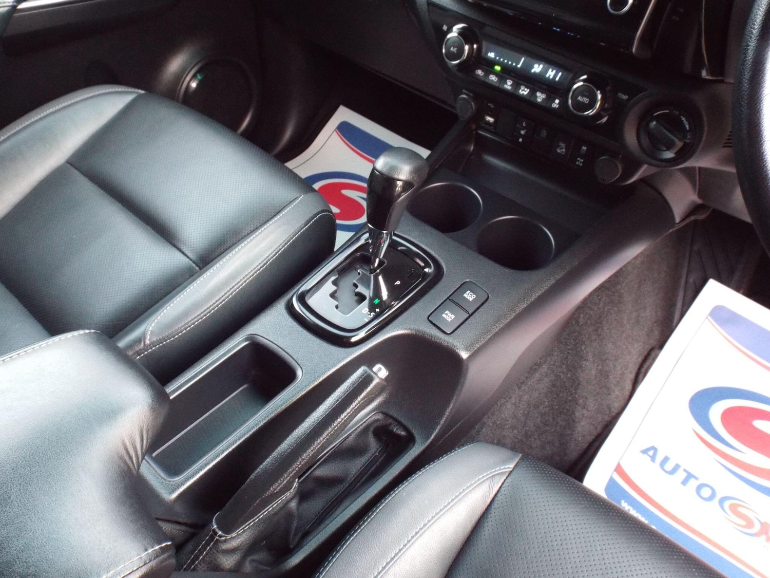 Used Toyota Hilux 2021 for sale - 76735077: Photo 34