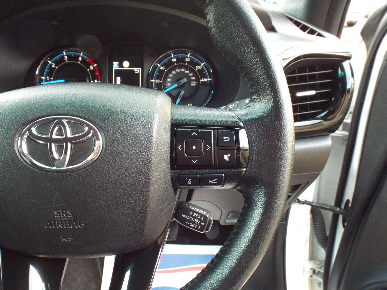 Used Toyota Hilux 2021 for sale - 76735077: Photo 36