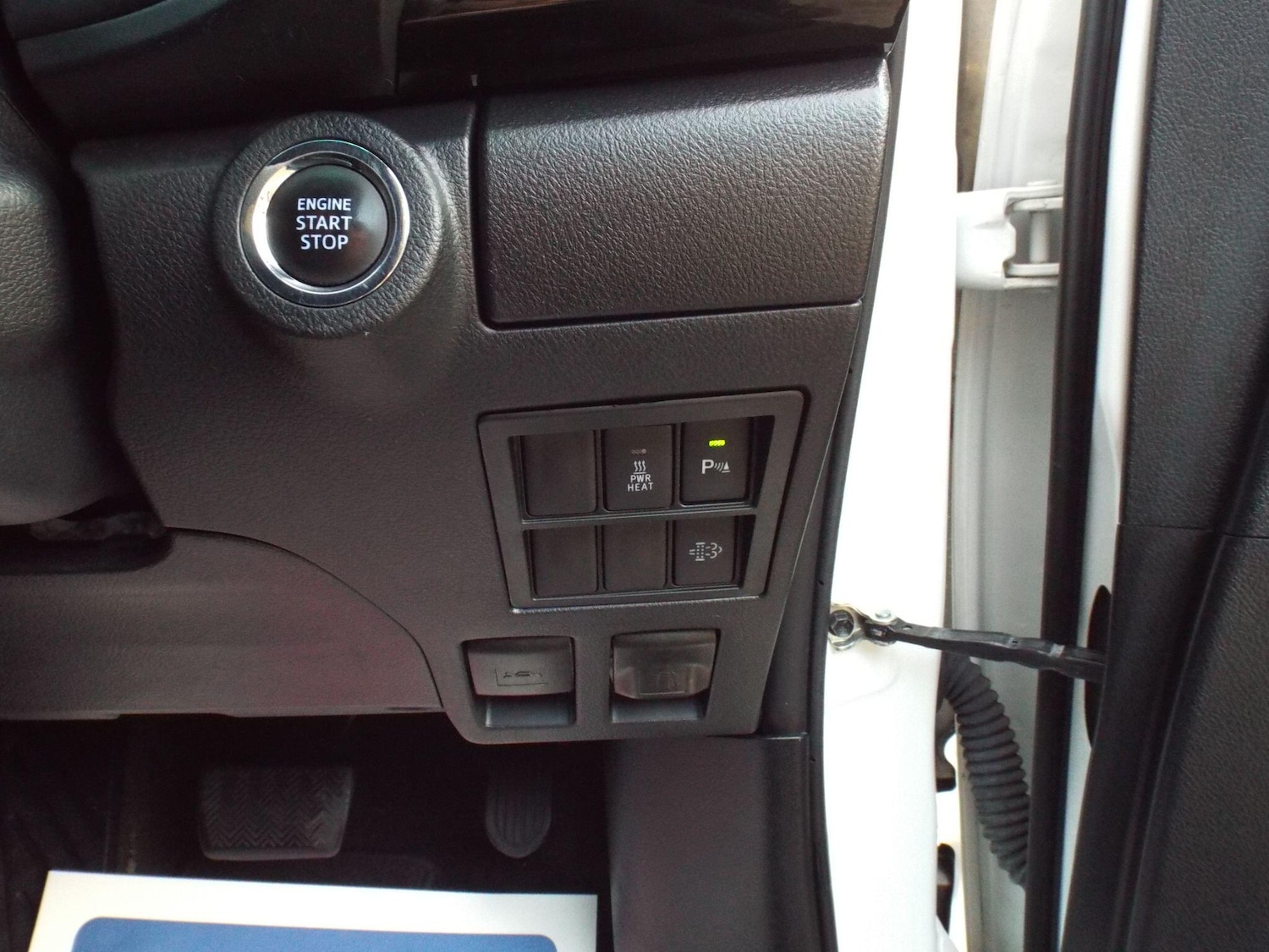 Used Toyota Hilux 2021 for sale - 76735077: Photo 38