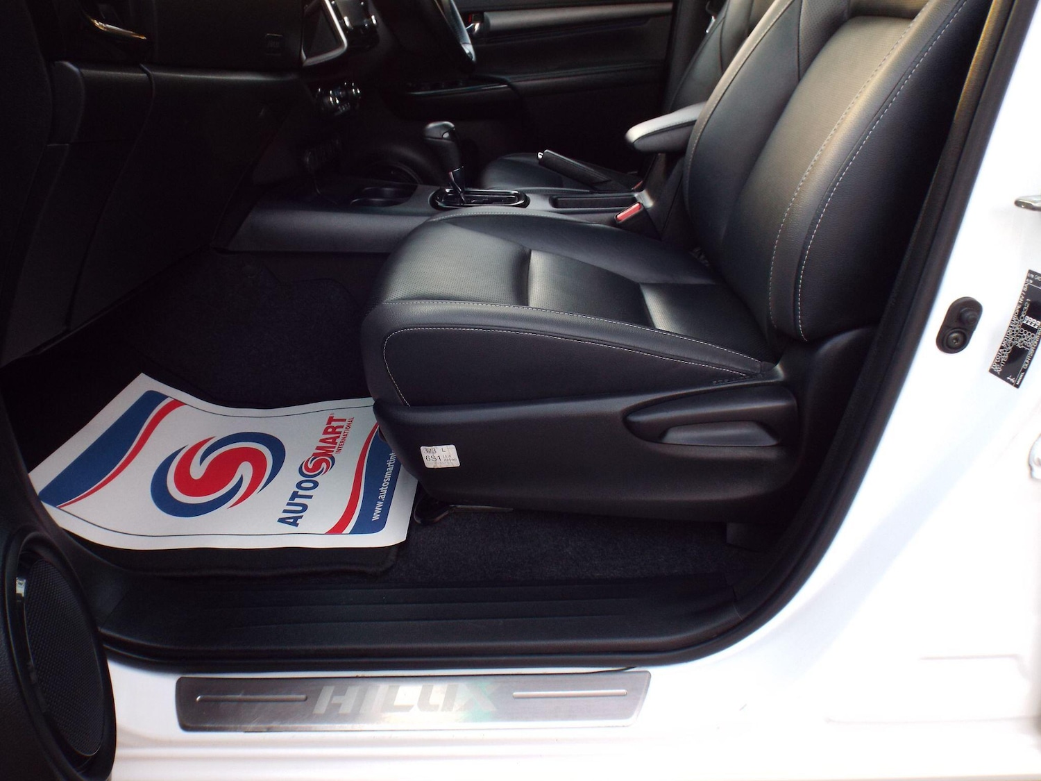 Used Toyota Hilux 2021 for sale - 76735077: Photo 42