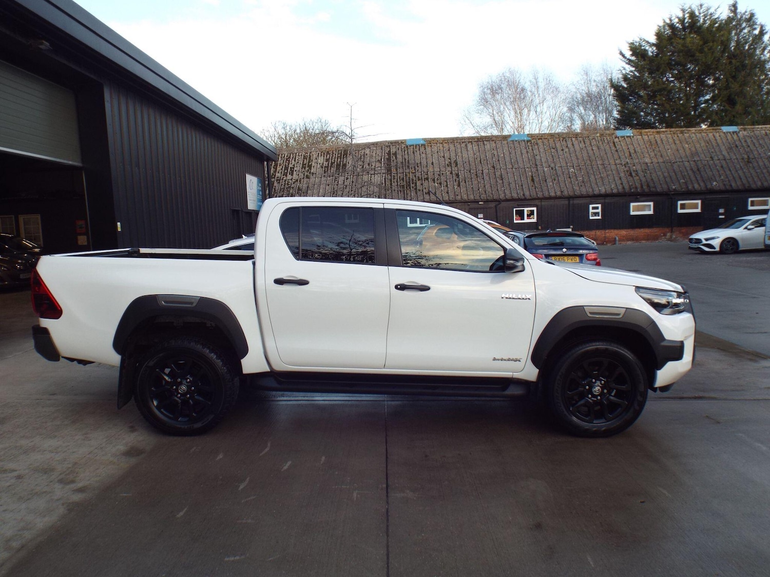 Used Toyota Hilux 2021 for sale - 76735077: Photo 6