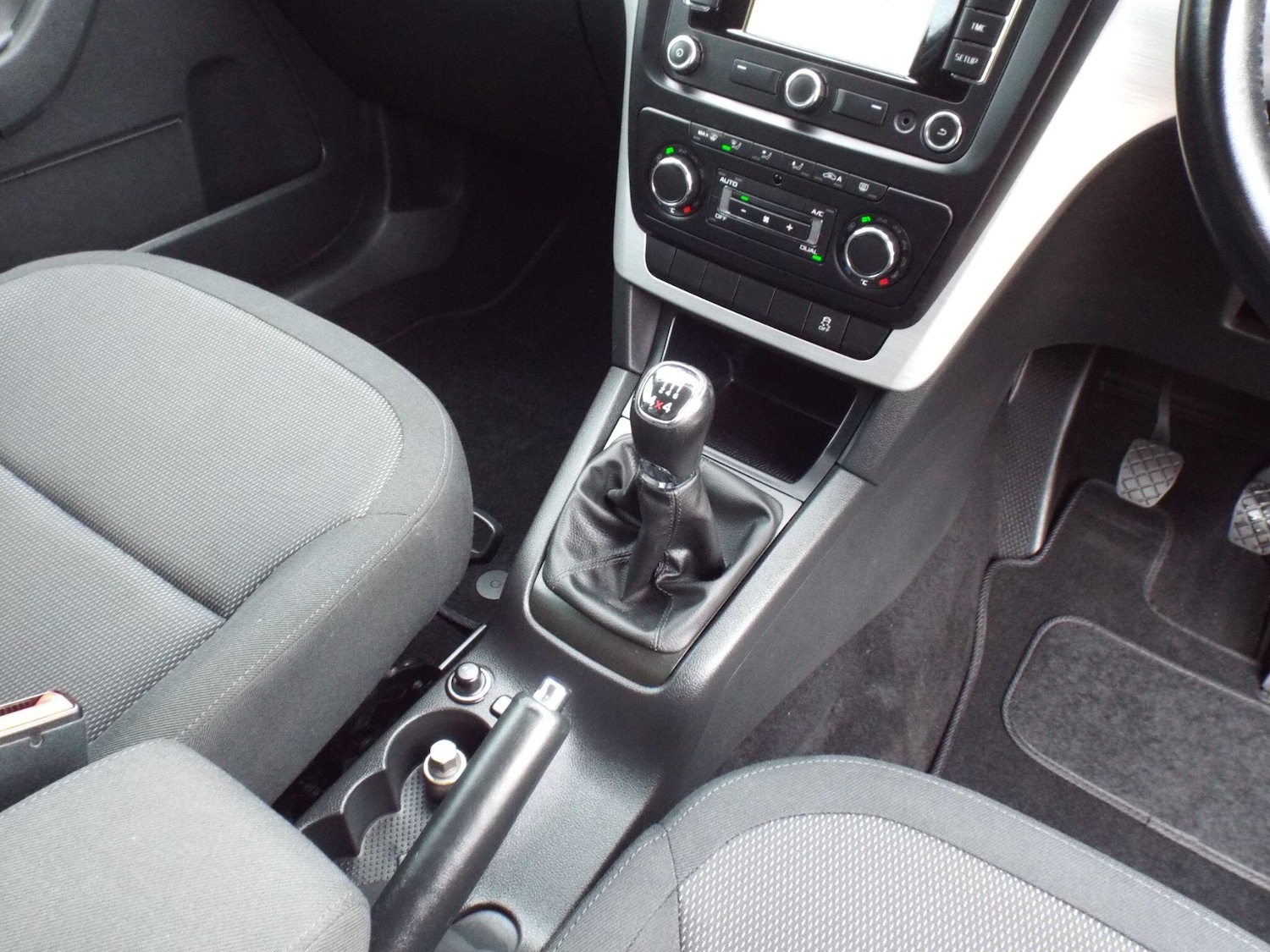 Used Skoda Yeti 2014 for sale - 76926373: Photo 11