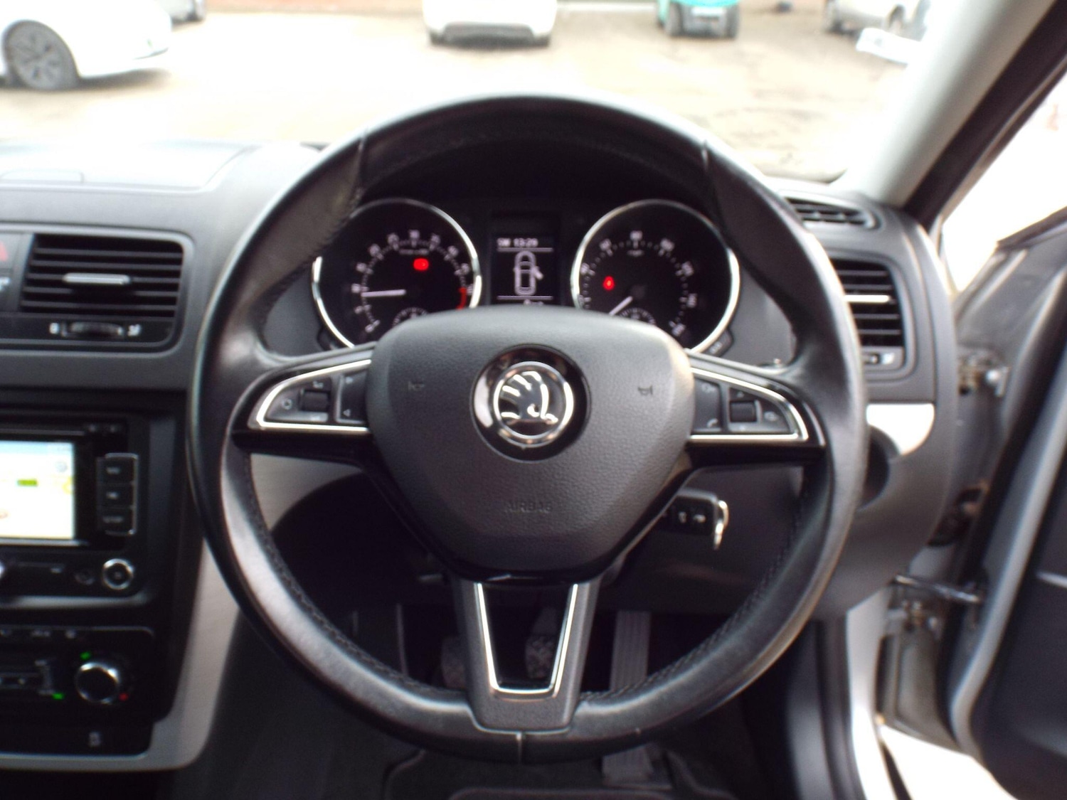 Used Skoda Yeti 2014 for sale - 76926373: Photo 12