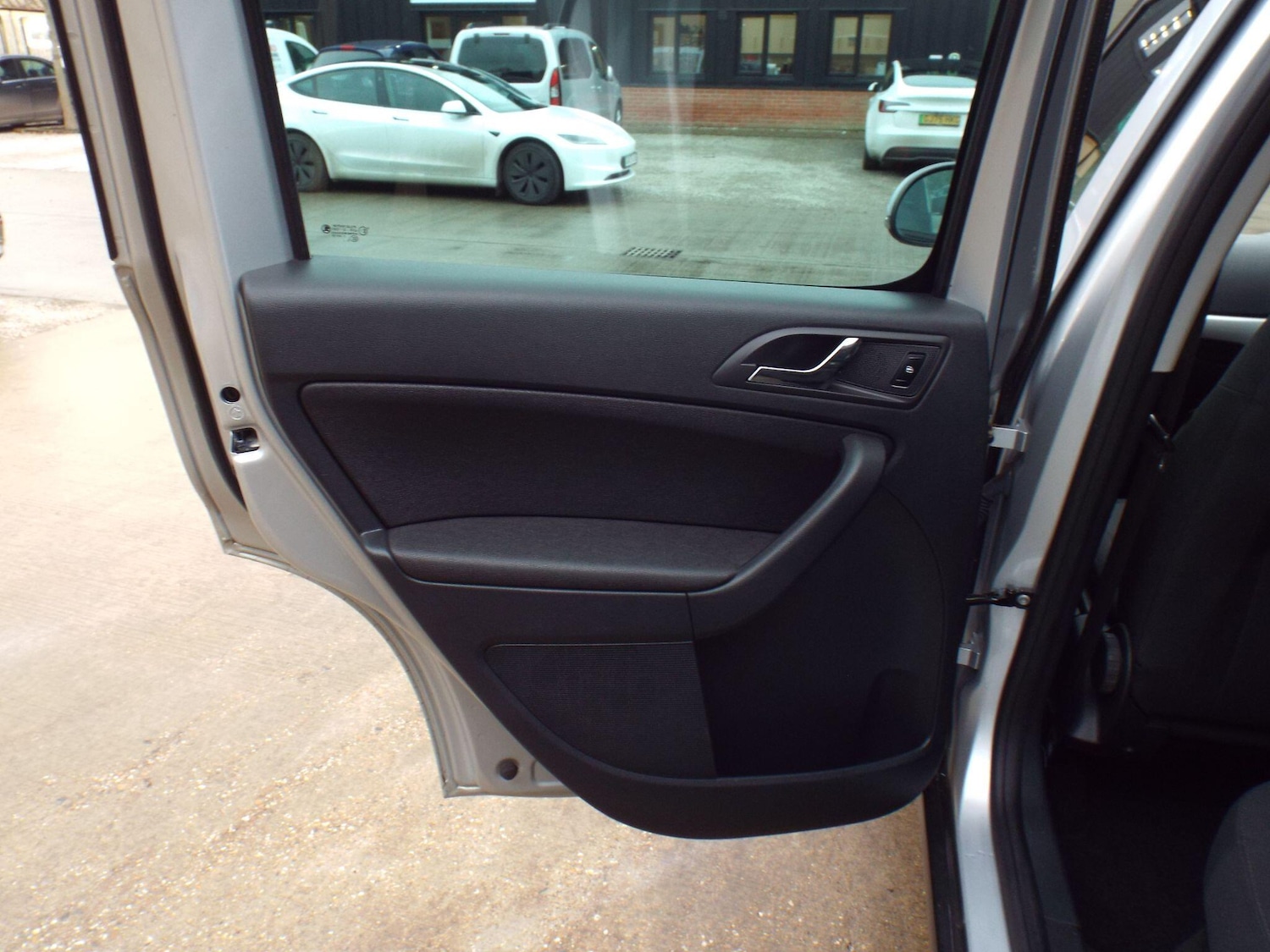 Used Skoda Yeti 2014 for sale - 76926373: Photo 27