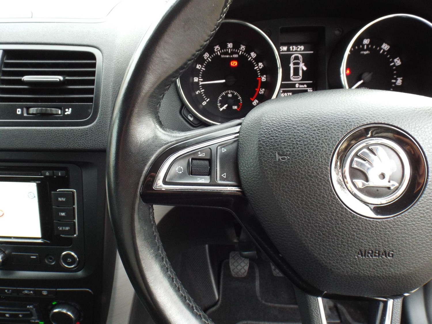 Used Skoda Yeti 2014 for sale - 76926373: Photo 34