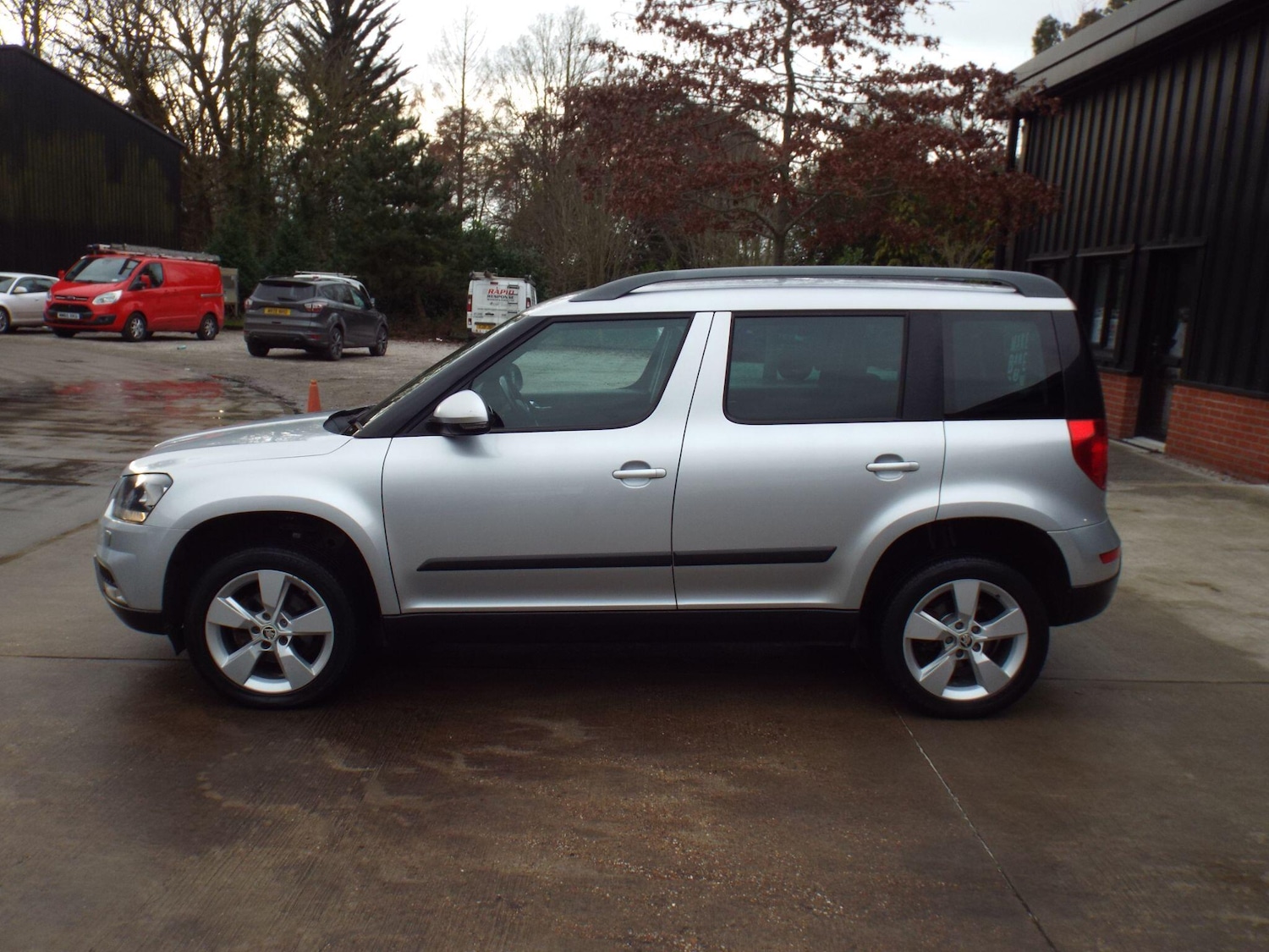 Used Skoda Yeti 2014 for sale - 76926373: Photo 5