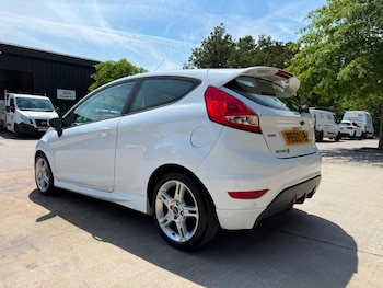Used Ford Fiesta 2011 for sale - 79146018: Photo