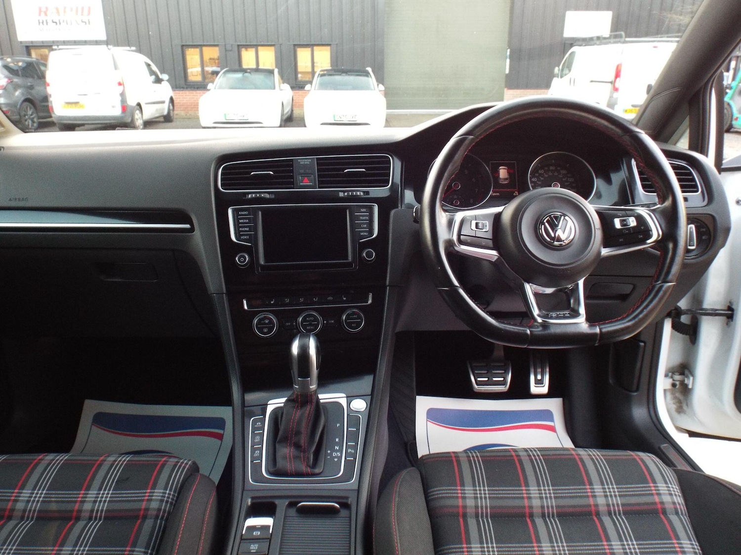 Used Volkswagen Golf 2016 for sale - 76780849: Photo 10