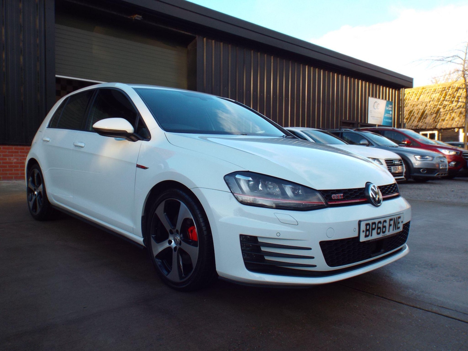 Used Volkswagen Golf 2016 for sale - 76780849: Photo 13