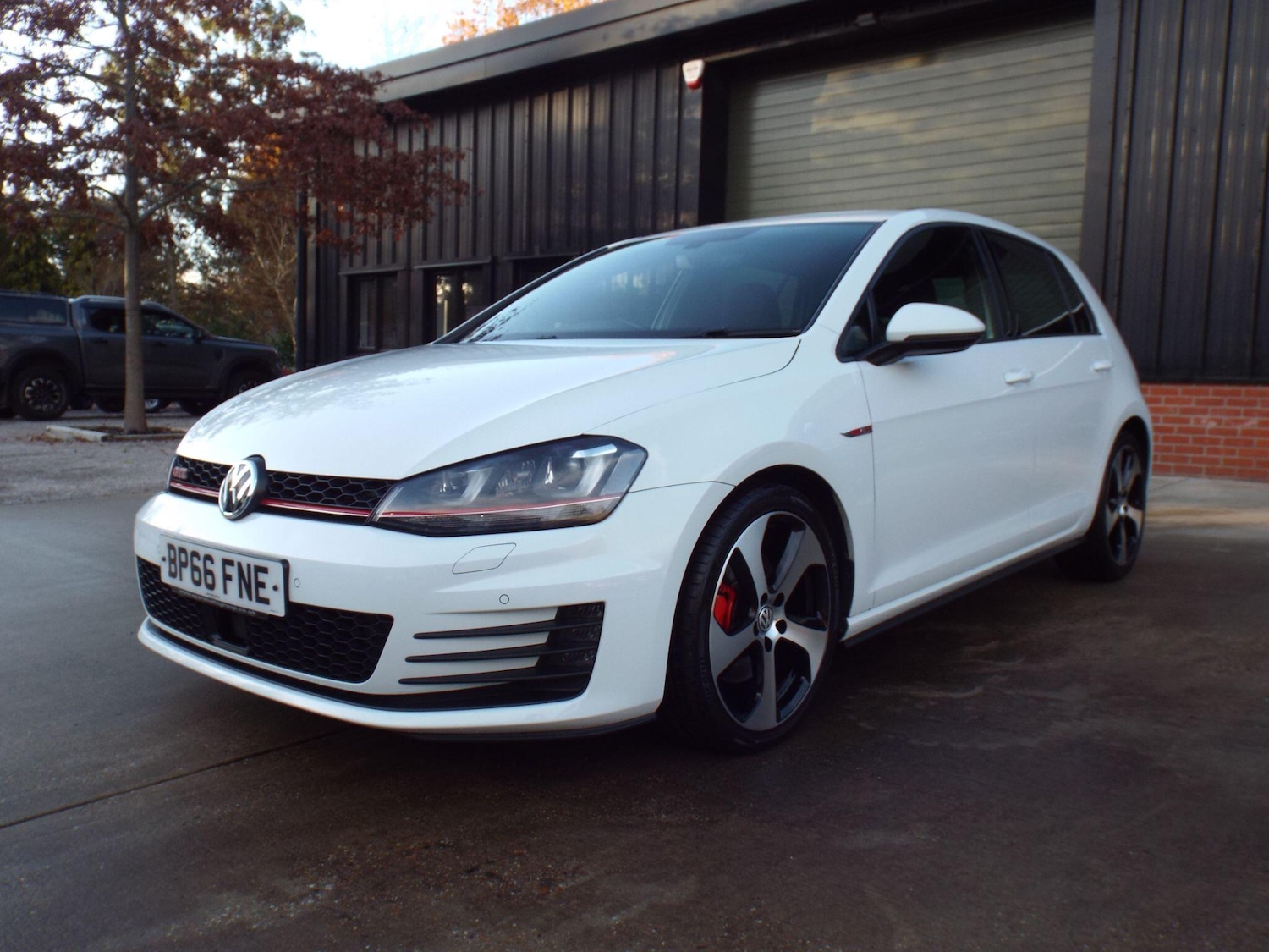 Used Volkswagen Golf 2016 for sale - 76780849: Photo 15