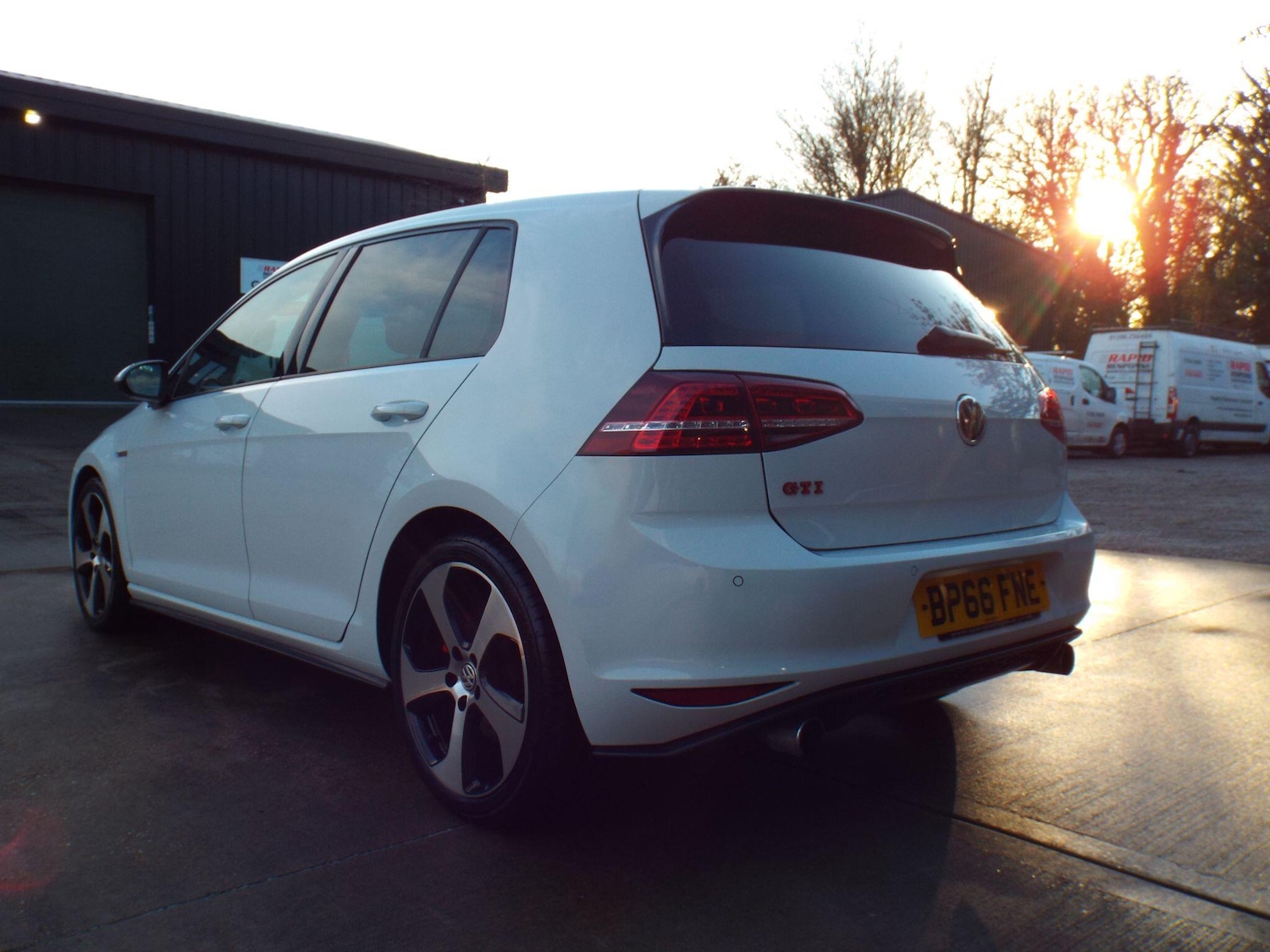 Used Volkswagen Golf 2016 for sale - 76780849: Photo 16