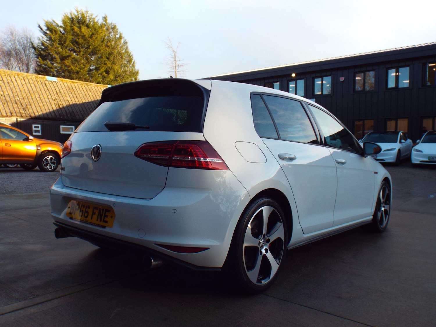 Used Volkswagen Golf 2016 for sale - 76780849: Photo 18