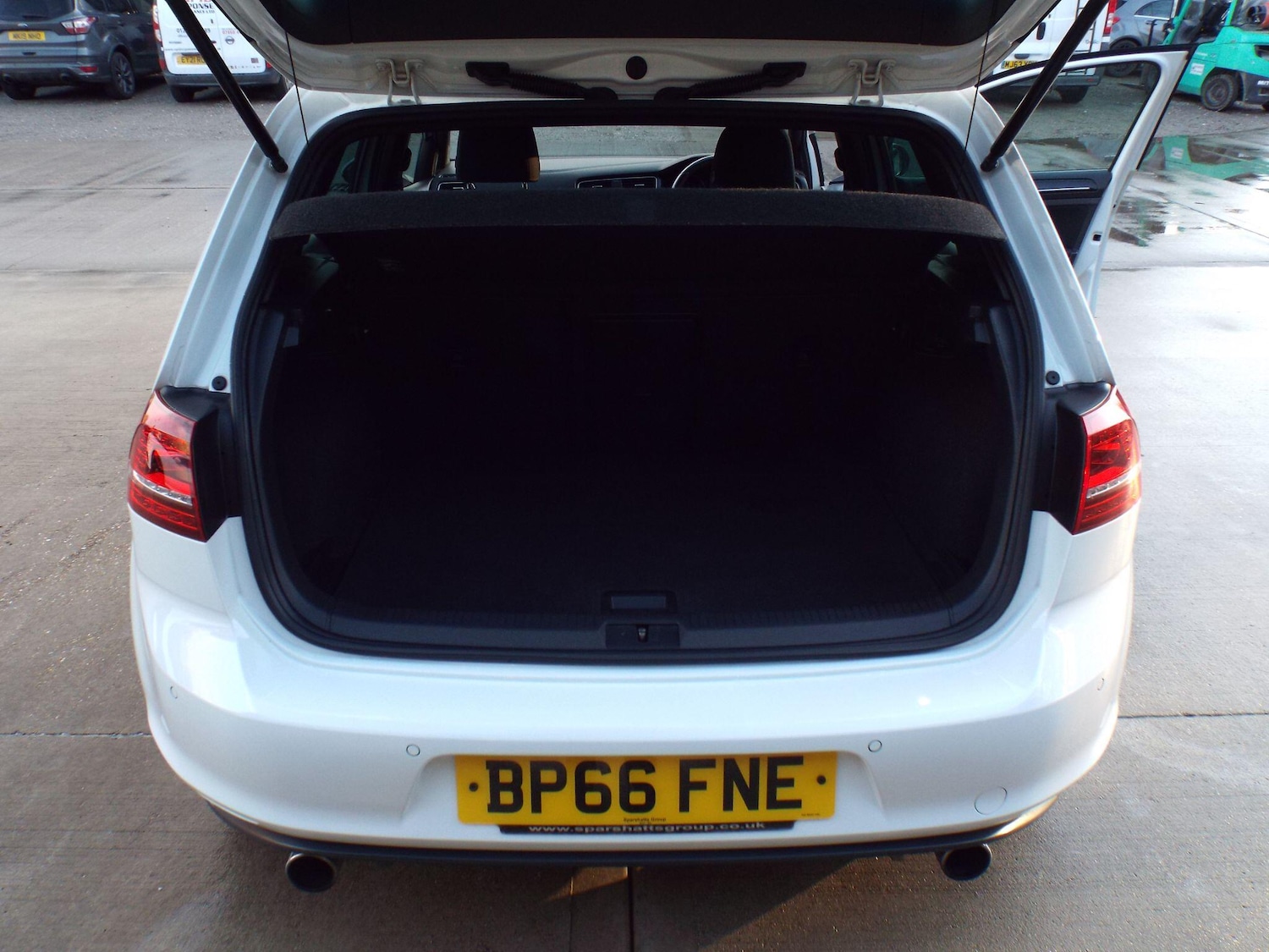 Used Volkswagen Golf 2016 for sale - 76780849: Photo 26