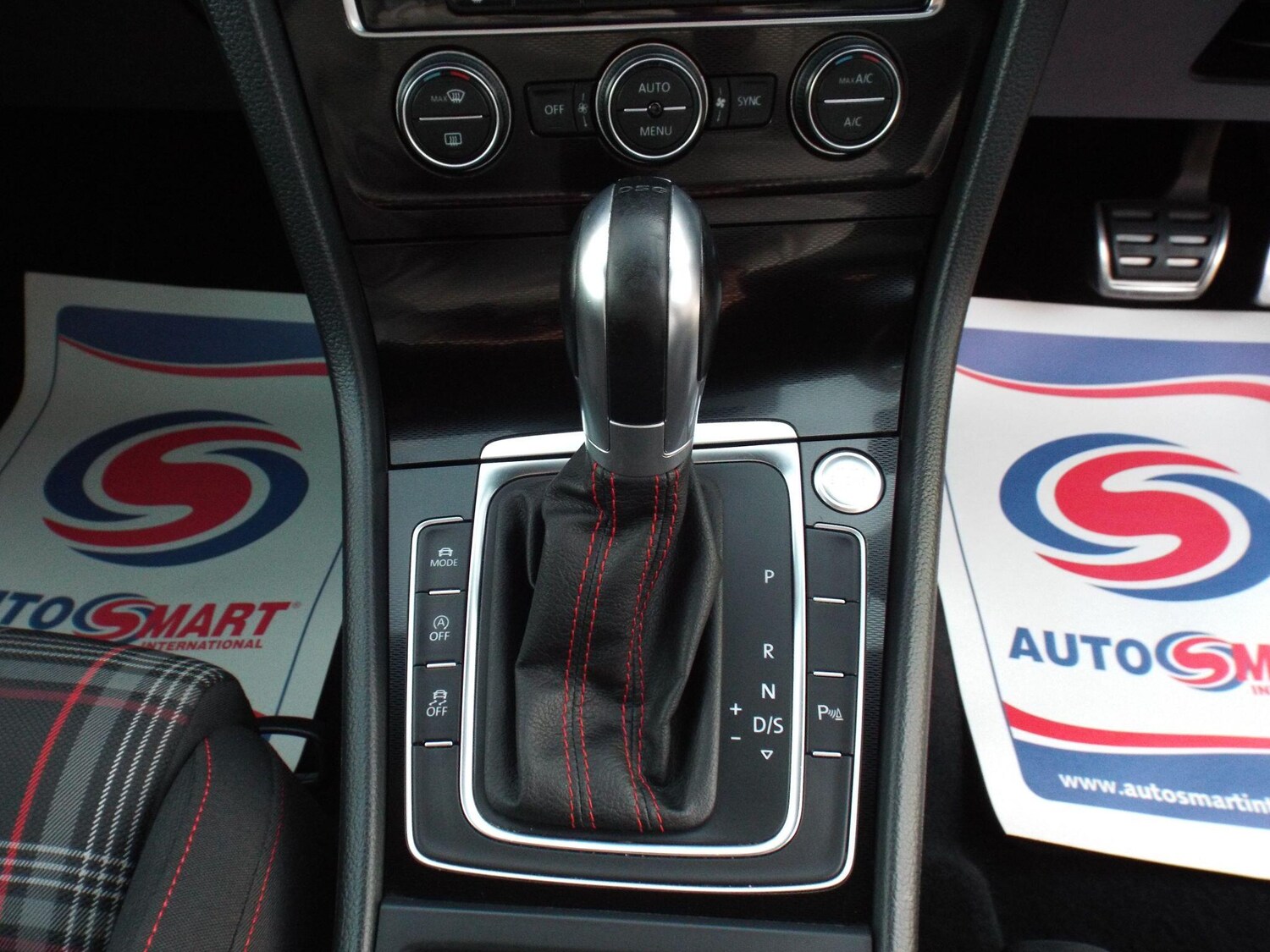 Used Volkswagen Golf 2016 for sale - 76780849: Photo 36