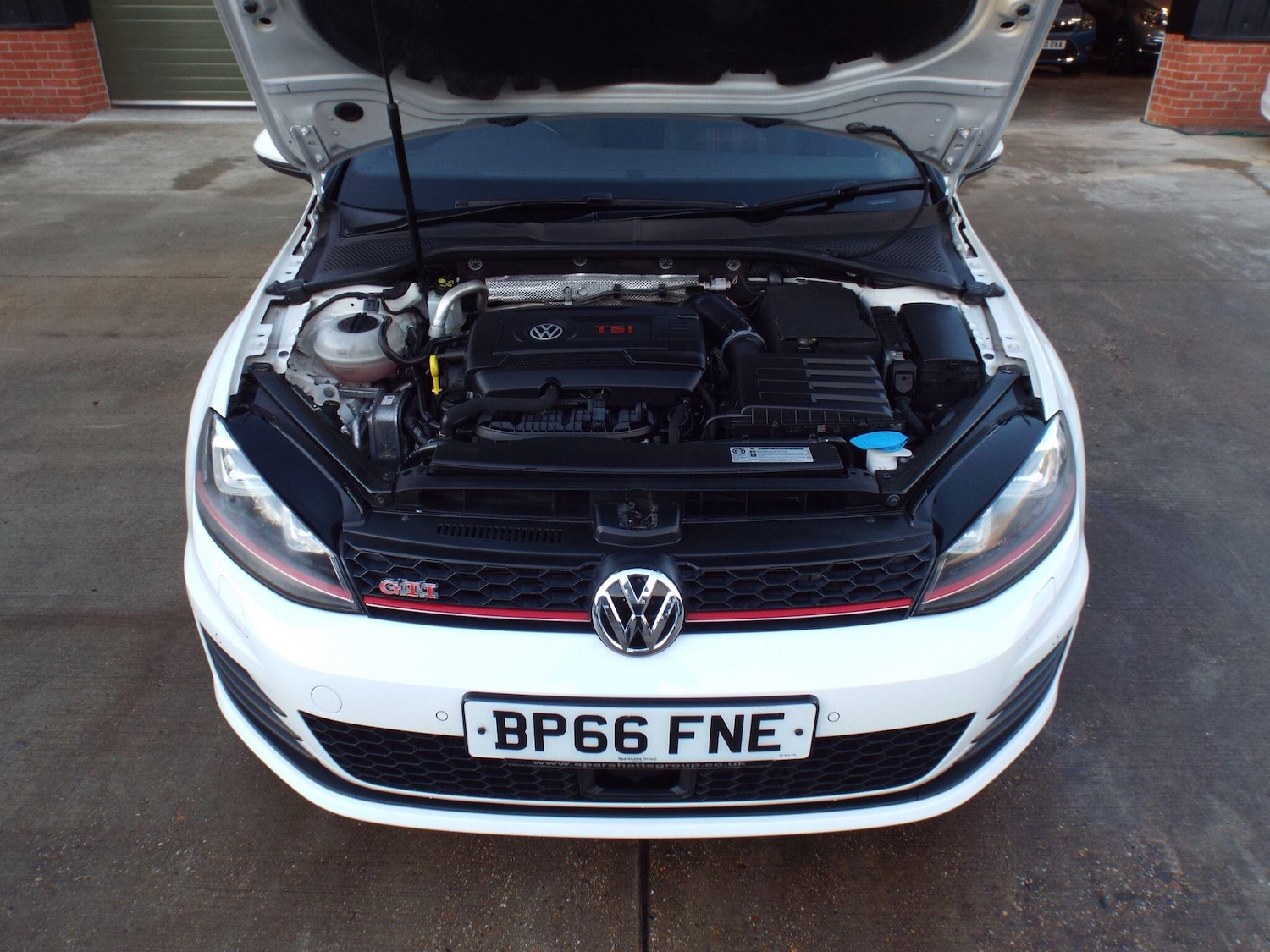 Used Volkswagen Golf 2016 for sale - 76780849: Photo 51