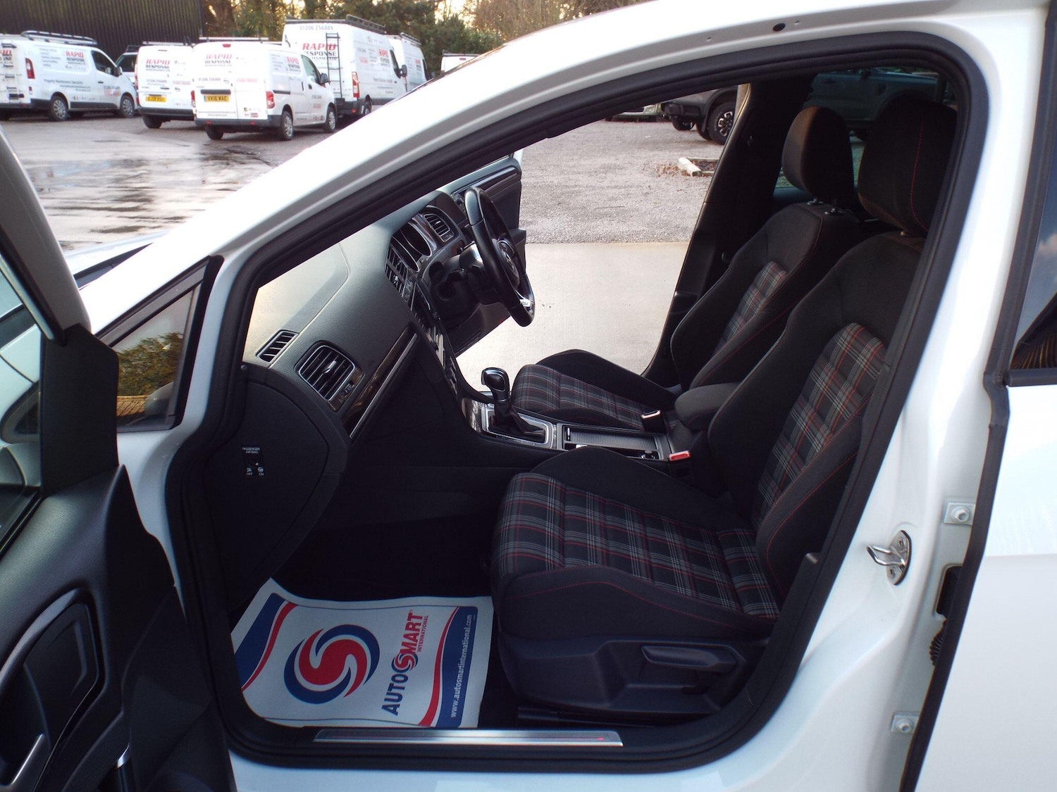 Used Volkswagen Golf 2016 for sale - 76780849: Photo 8