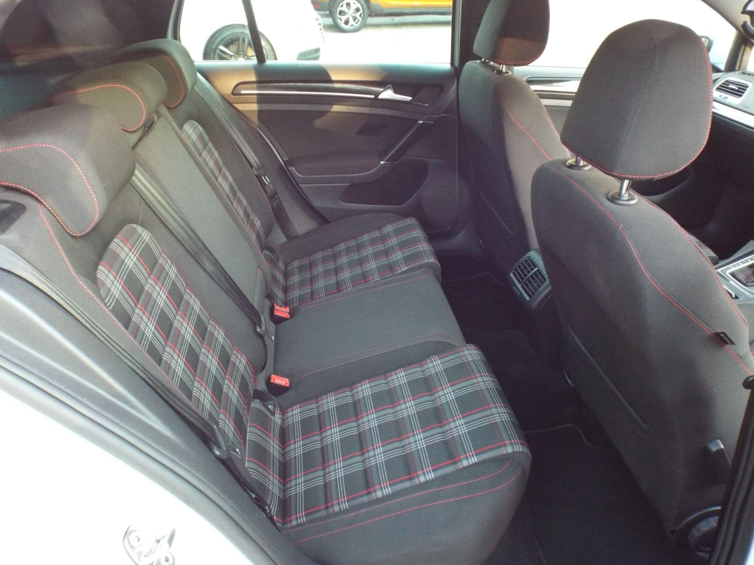 Used Volkswagen Golf 2016 for sale - 76780849: Photo 9