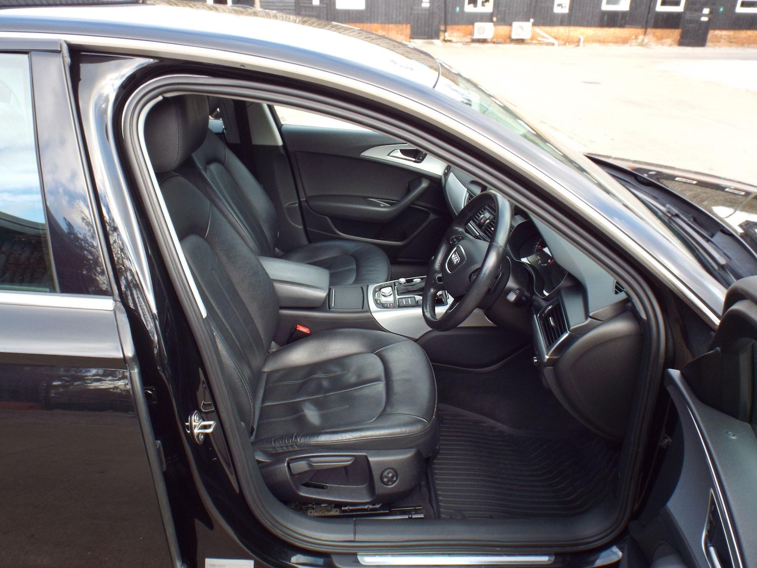 Used Audi A6 Saloon 2016 for sale - 77156308: Photo 7