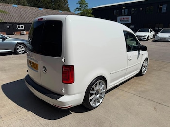 Used Volkswagen Caddy 2018 for sale - 79349448: Photo
