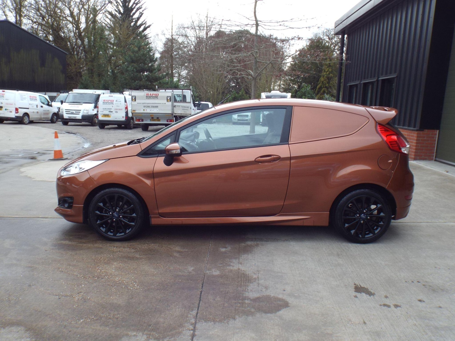 Used Ford Fiesta 2016 for sale - 77908725: Photo 5