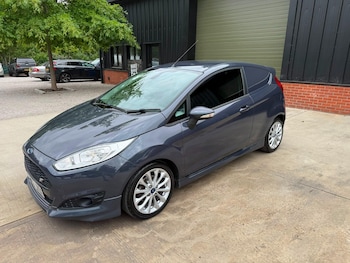 Used Ford Fiesta Van 2013 for sale - 79325275: Photo