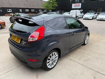 Used Ford Fiesta Van 2013 for sale - 79325275: Photo